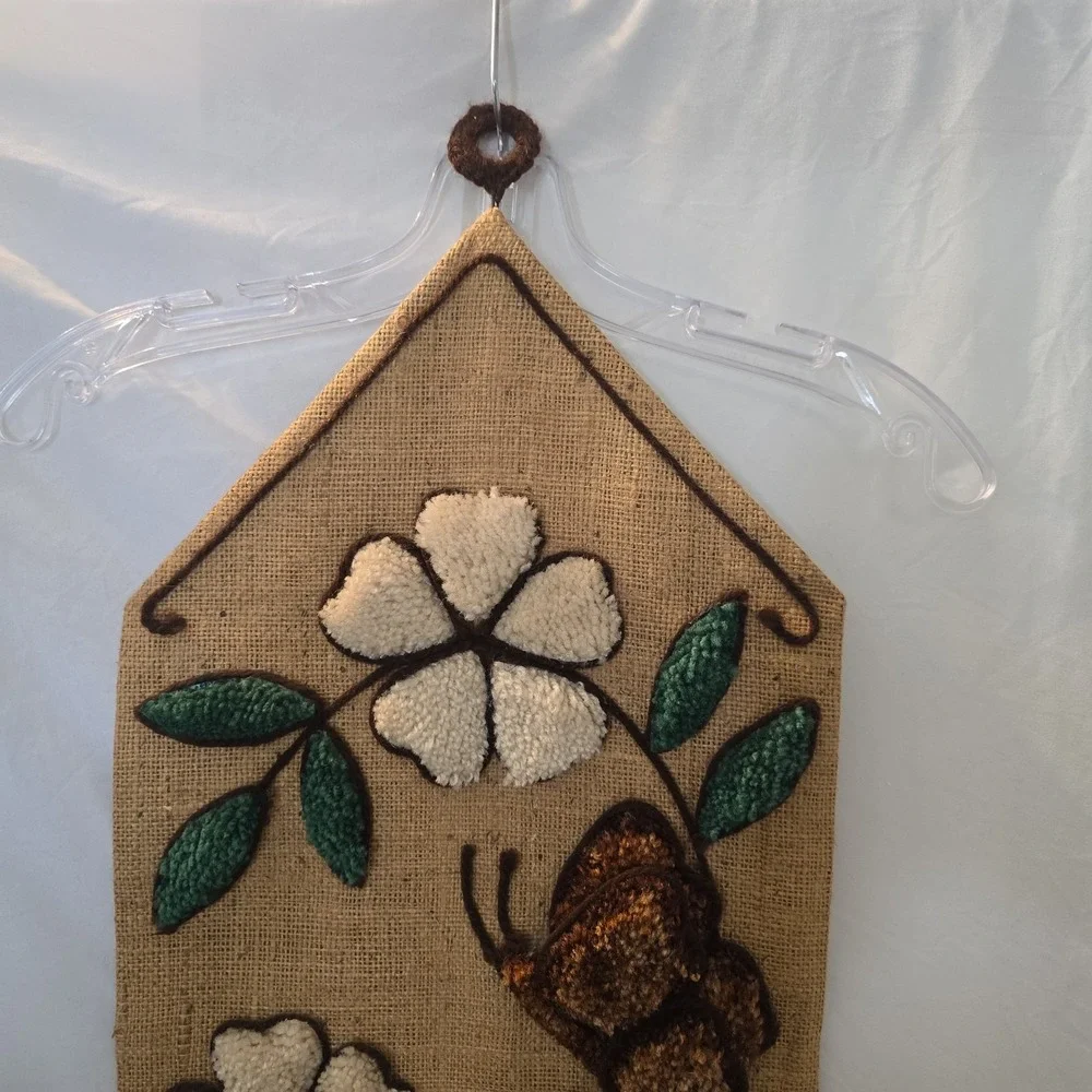 Vtg 1970's BOHO Burlap Flower Butterfly Latch Hook Completed Rug Wall‎ Hanging